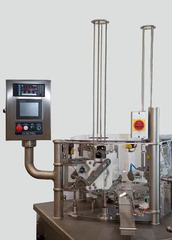 Approvisionnement des magasins pots et couvercles par chargement frontal